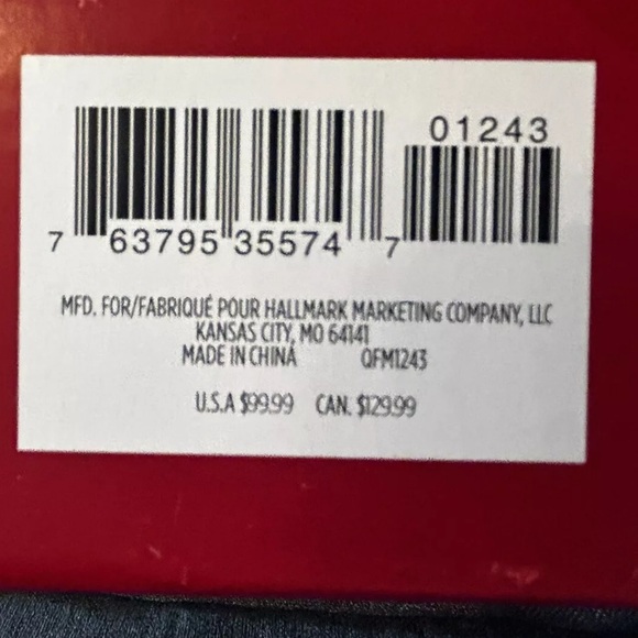 DISNEY Hallmark 2018 STAR WARS Christmas TREE SKIRT The Force is Strong LIGHTED - Picture 3 of 6